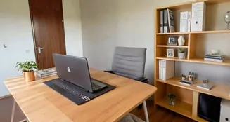 von_poll_real_estate_property_25120018_image_19