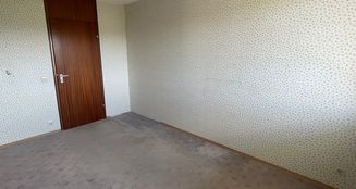 von_poll_real_estate_property_25120018_image_21