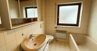von_poll_real_estate_property_25120031_image_7