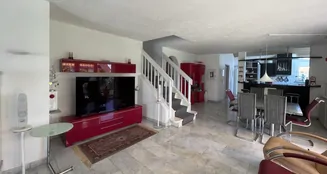 von_poll_real_estate_property_25120026_image_4