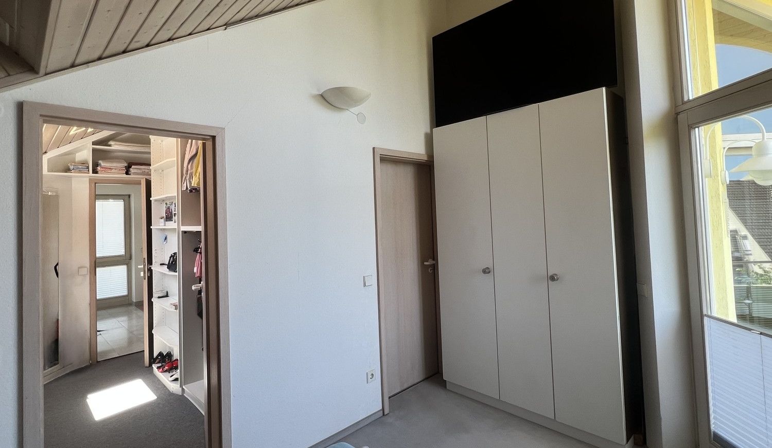 OG: Elternschlafzimmer mit Ankleide