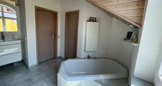 von_poll_real_estate_property_25120026_image_20