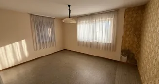 von_poll_real_estate_property_25120028_image_12