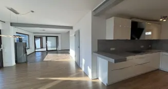 von_poll_real_estate_property_26120001_image_5