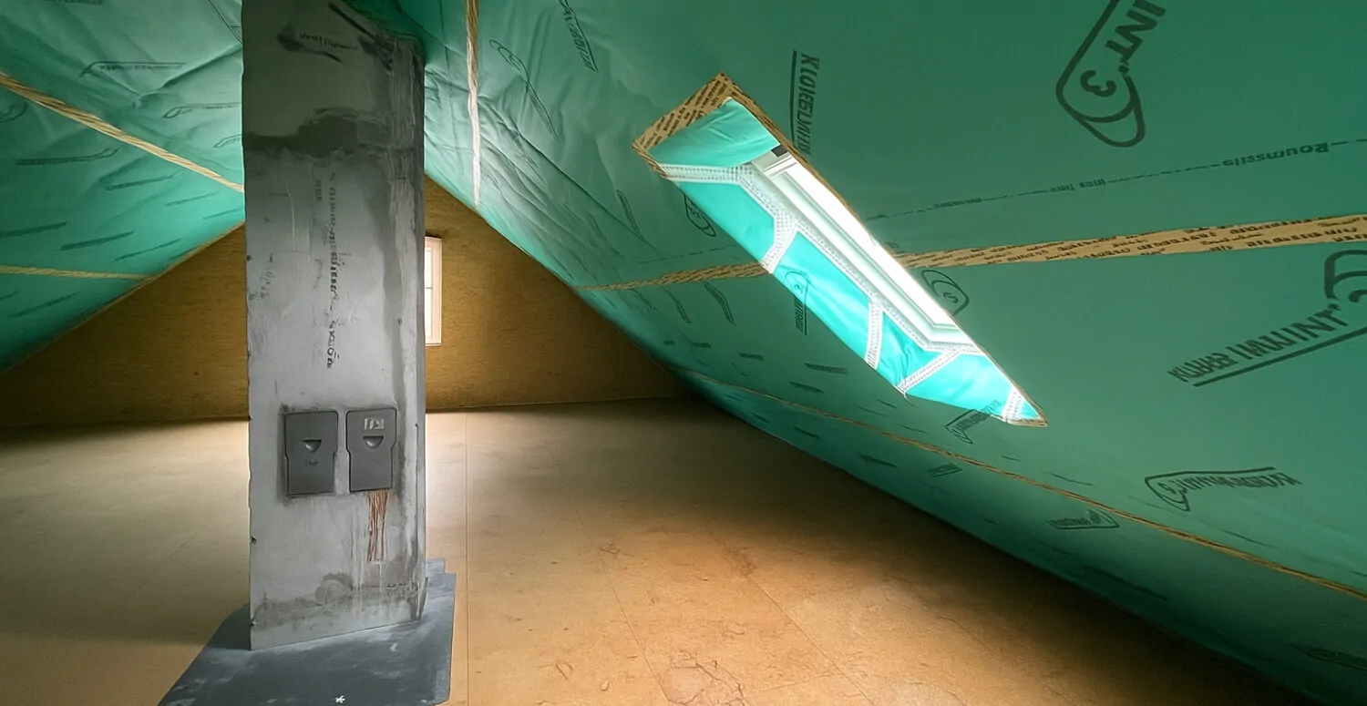 Dachboden mit KI geleert