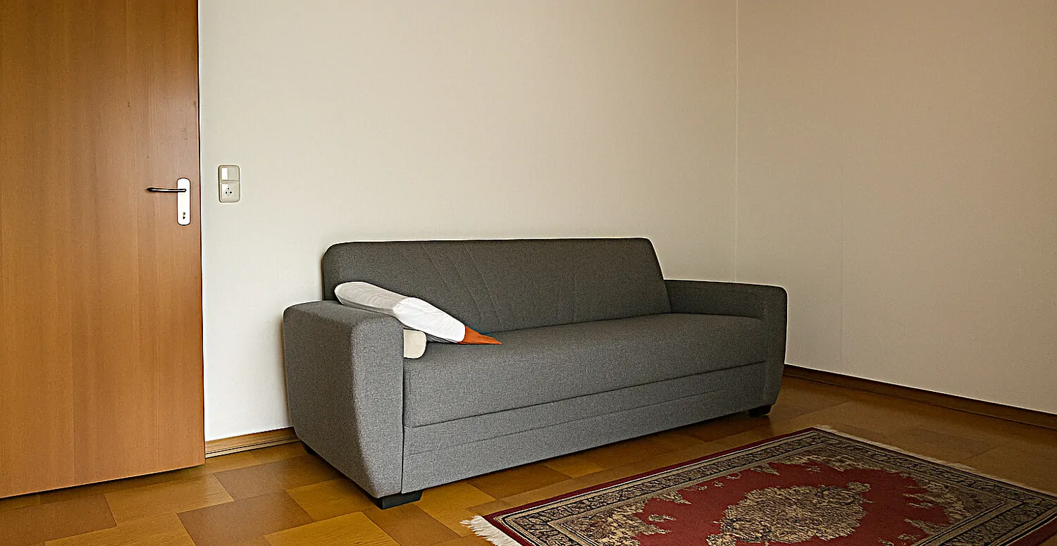 Schlafzimmer 2 mit KI geleert