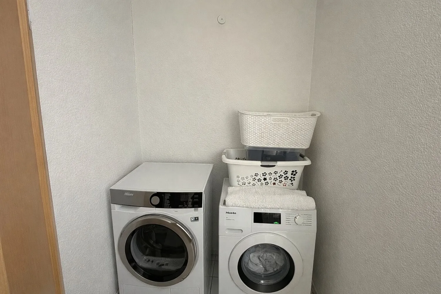 Wohnung 2 Waschküche im Bad