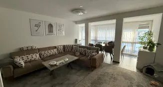 von_poll_real_estate_property_25120038_image_17