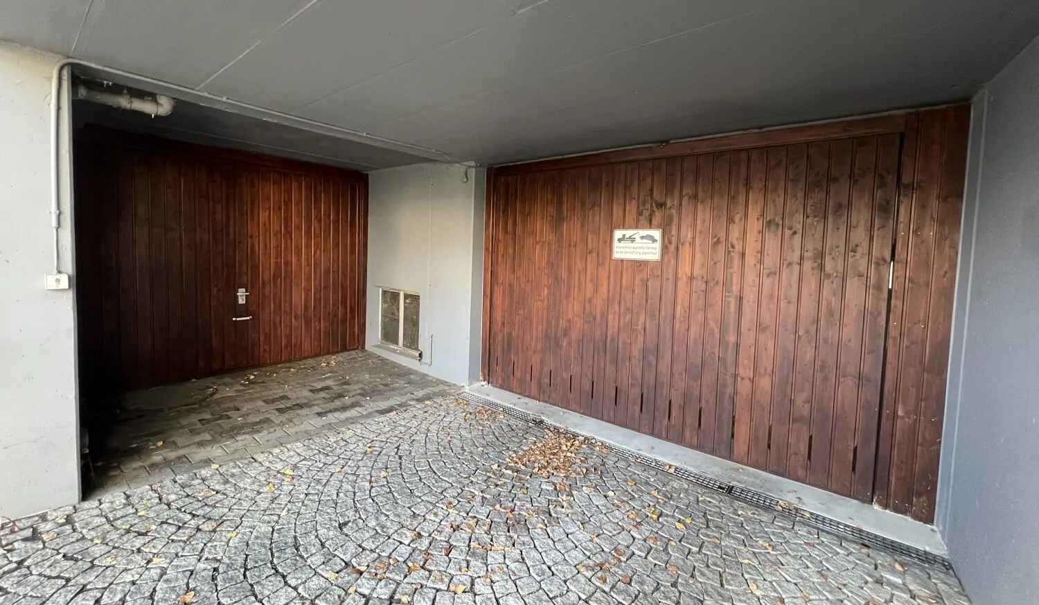 Fahrrad- und Tiefgarage