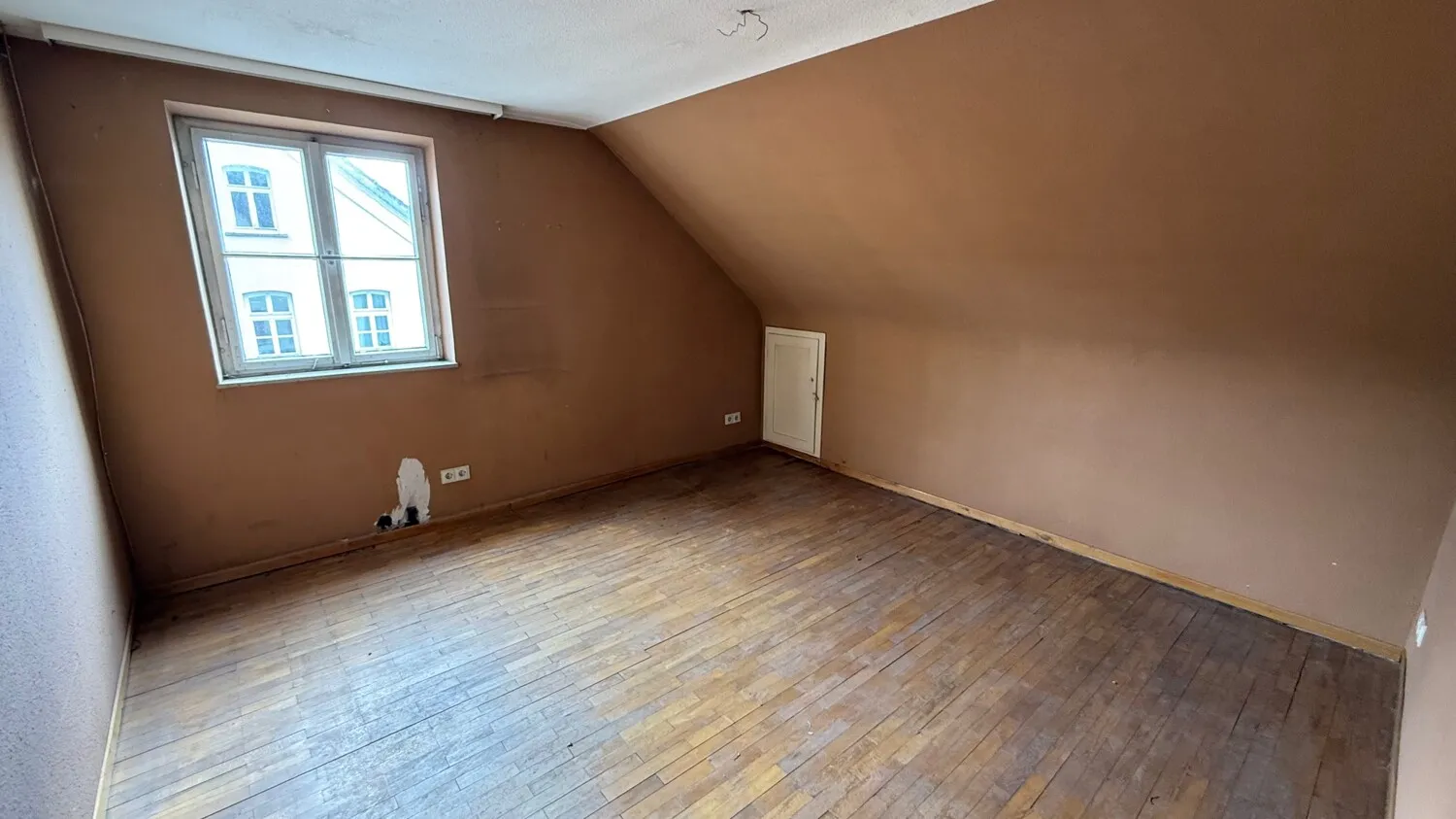 DG: Raum 2