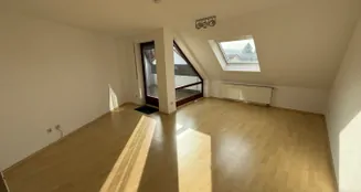 von_poll_real_estate_property_26120005_image_0