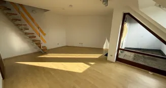 von_poll_real_estate_property_26120005_image_1