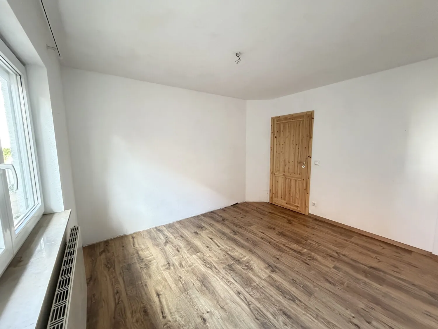 EG - Arbeits- / Gästezimmer