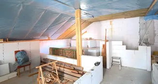 von_poll_real_estate_property_25142010_image_18