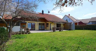 von_poll_real_estate_property_25142010_image_3