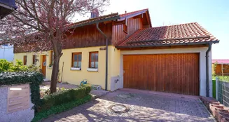 von_poll_real_estate_property_25142010_image_2