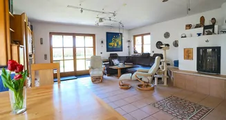 von_poll_real_estate_property_25142010_image_7