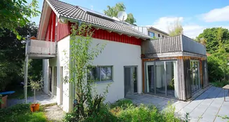 von_poll_real_estate_property_25142004_image_1