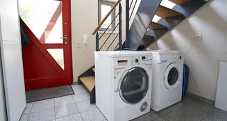 von_poll_real_estate_property_25142004_image_12