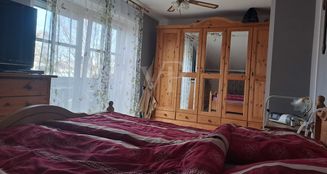 von_poll_real_estate_property_24142020_image_5