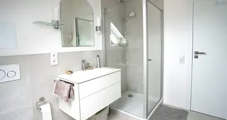 von_poll_real_estate_property_25142002_image_11