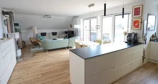 von_poll_real_estate_property_25142002_image_2