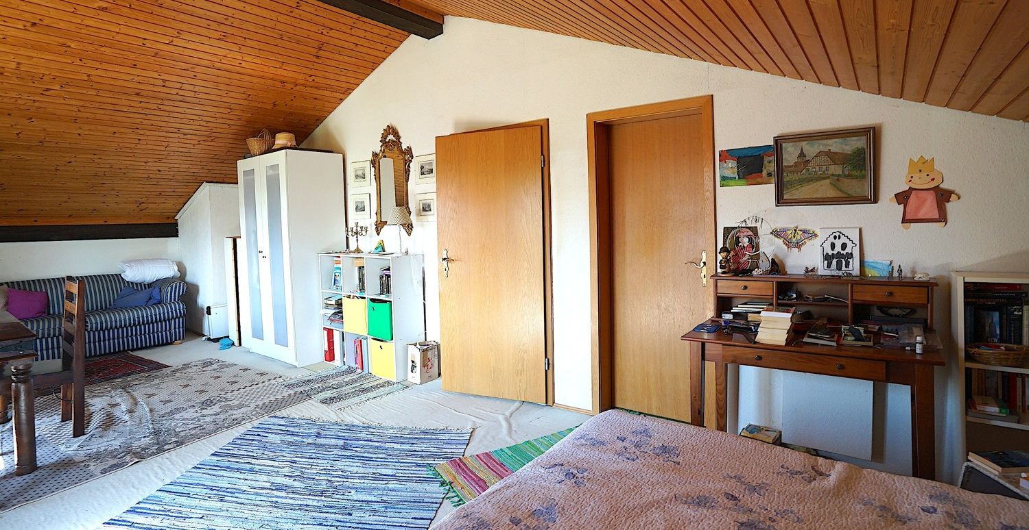 Schlafzimmer 2a