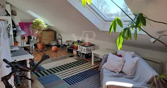 von_poll_real_estate_property_25142014_image_20