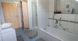 von_poll_real_estate_property_25142017_image_19