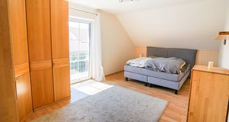 von_poll_real_estate_property_25142017_image_18