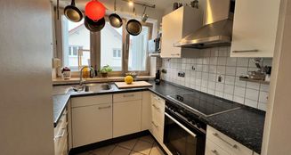 von_poll_real_estate_property_25142018_image_8