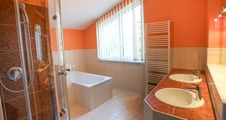 von_poll_real_estate_property_25142028_image_13