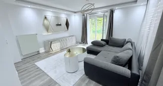 von_poll_real_estate_property_25142032_image_0