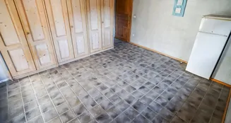 von_poll_real_estate_property_25142021_image_19