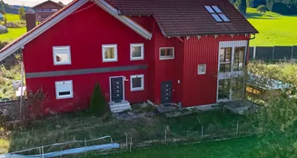 von_poll_real_estate_property_25142021_image_1