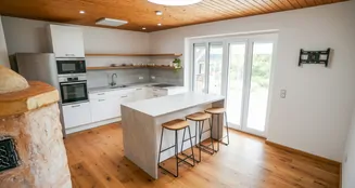 von_poll_real_estate_property_25142021_image_15