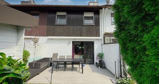 von_poll_real_estate_property_25142023_image_0