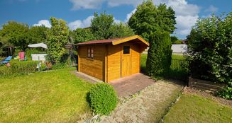 von_poll_real_estate_property_25142025_image_3