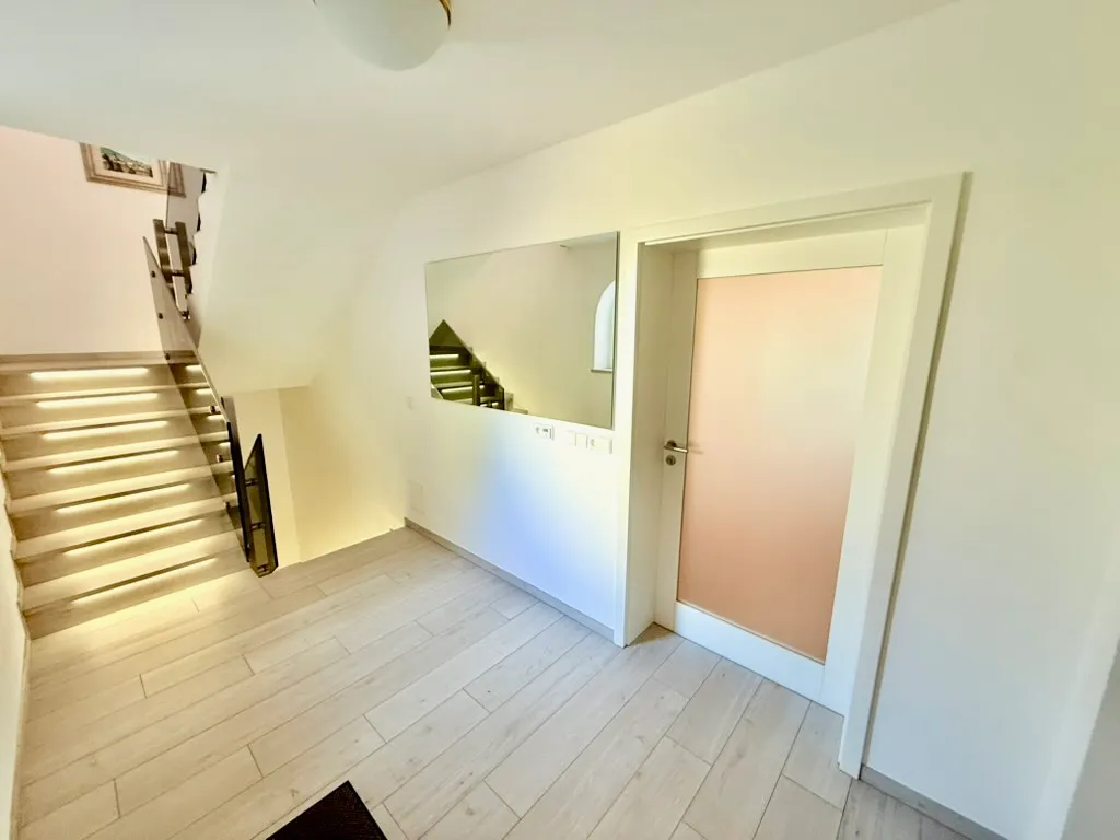 Treppenhaus EG