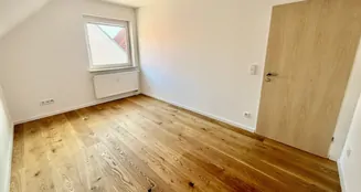 von_poll_real_estate_property_25142045_image_2