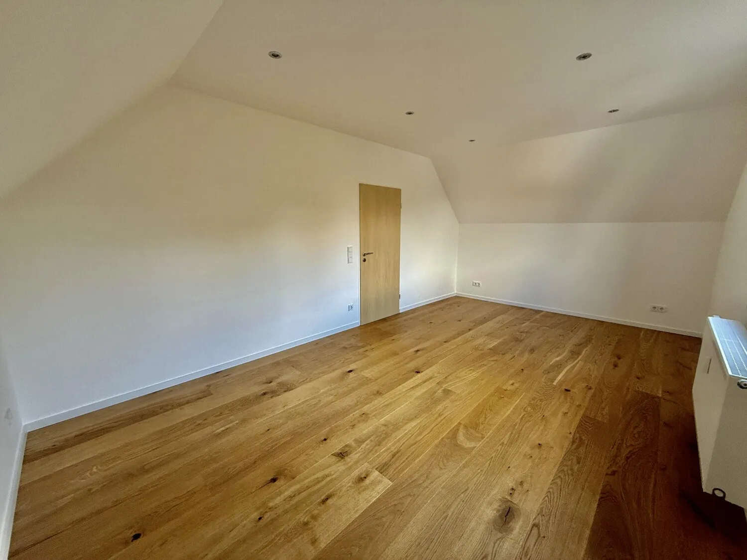 Schlafzimmer Ansicht 1