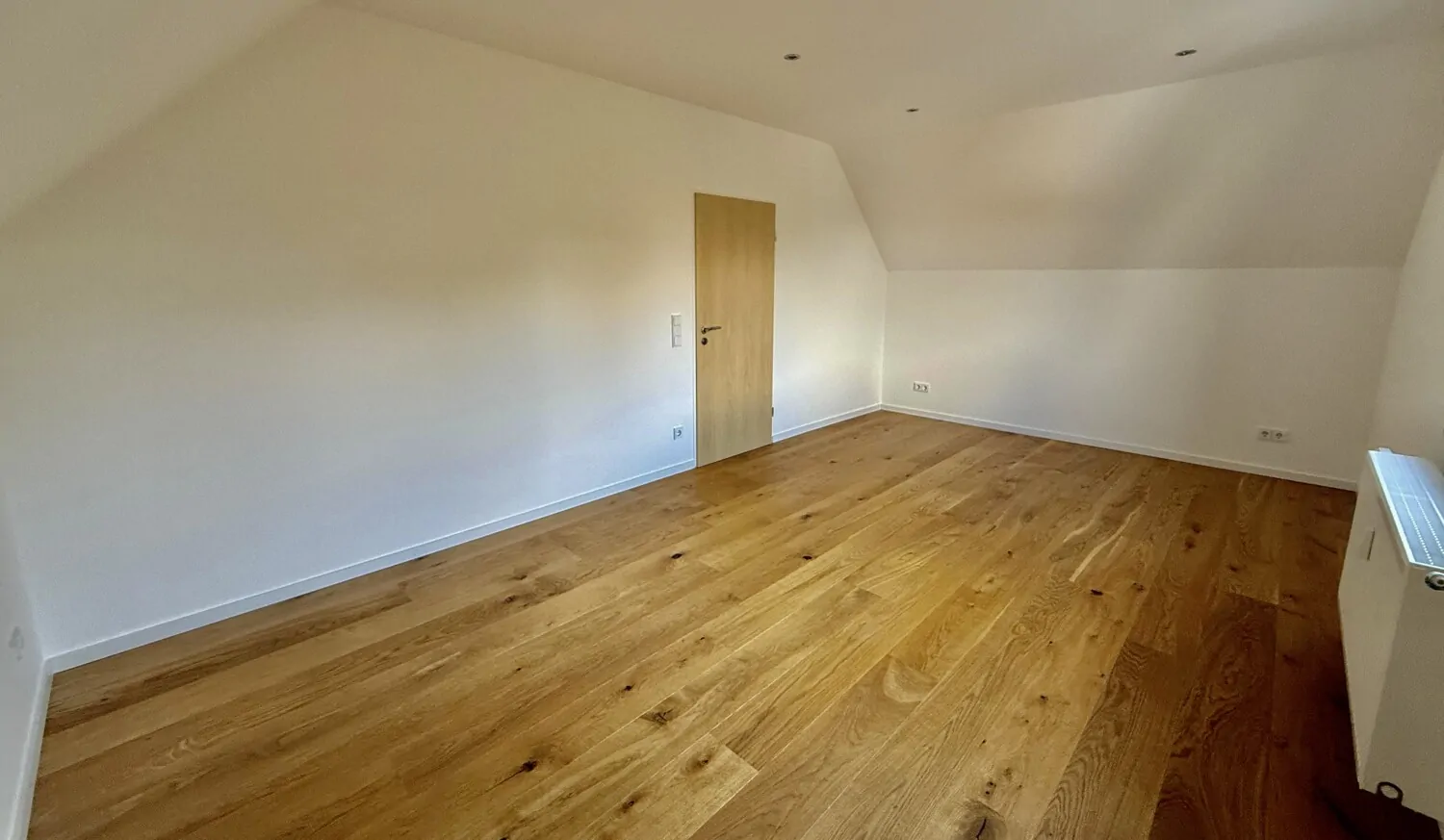 Schlafzimmer Ansicht 1