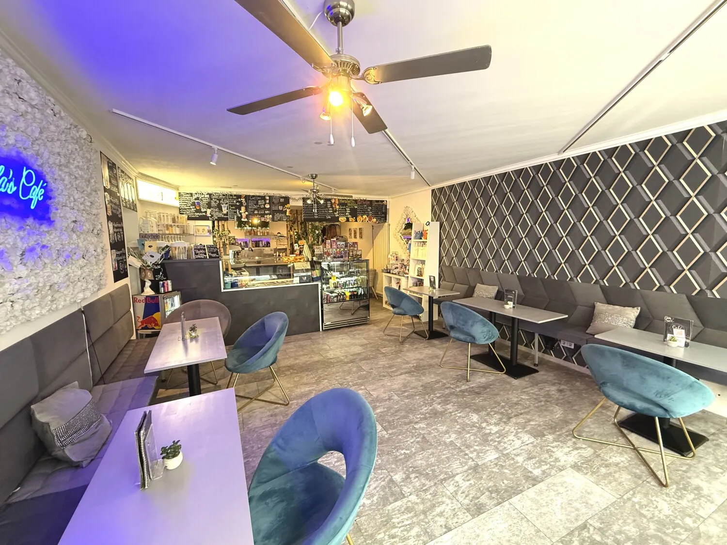 Cafe