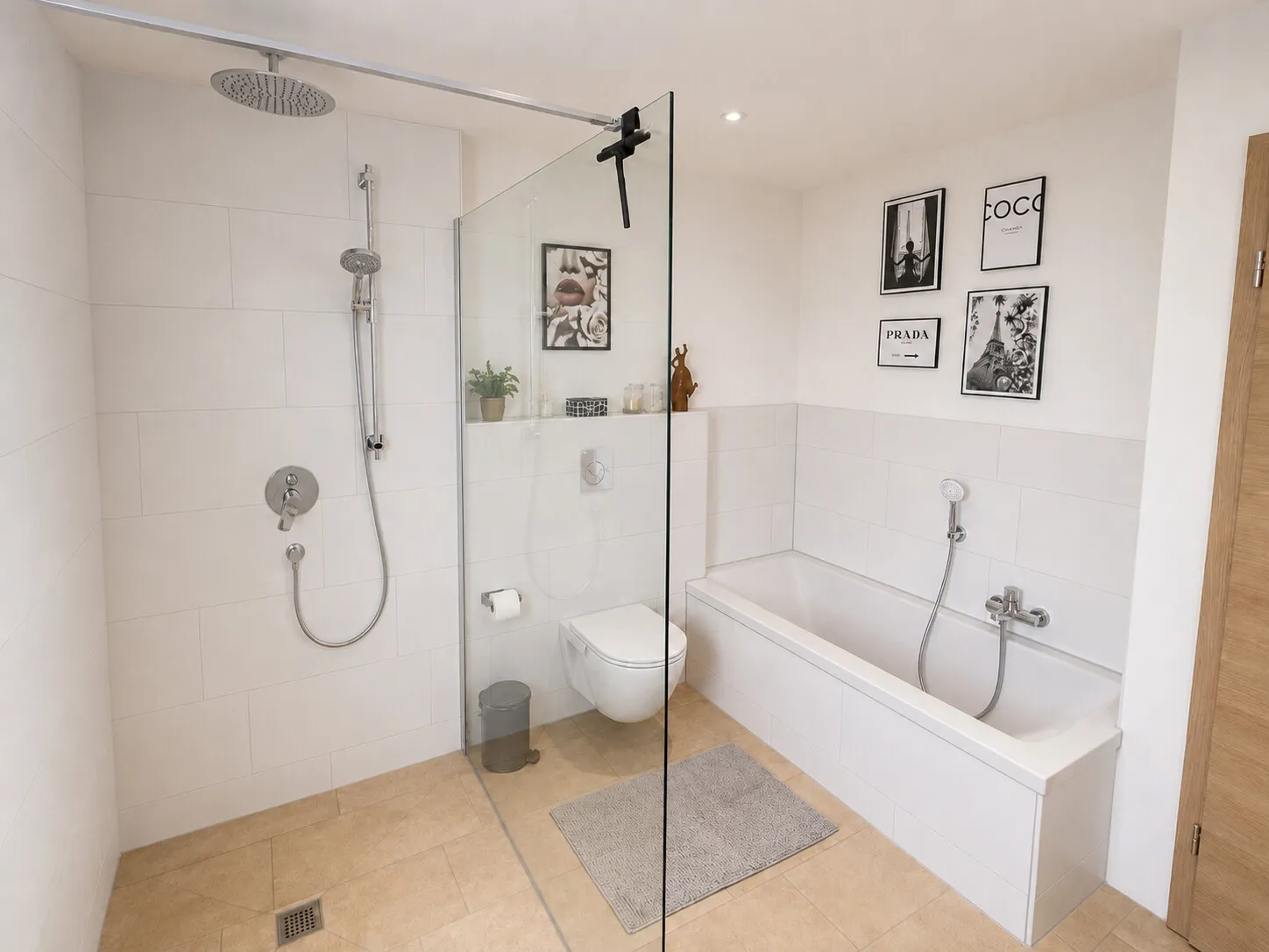 Badezimmer EG