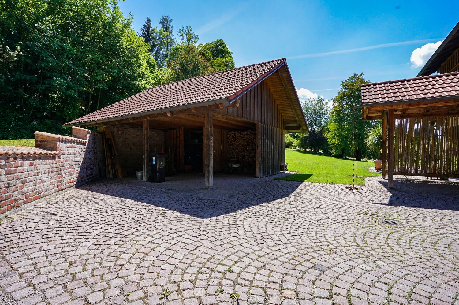 Carport - Haus 1