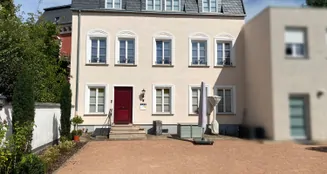 von_poll_real_estate_property_25171229_image_2