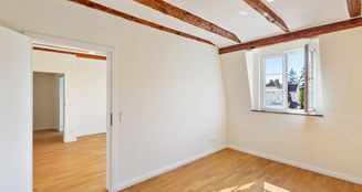 von_poll_real_estate_property_25171229_image_11