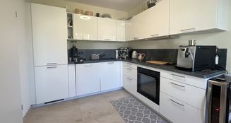 von_poll_real_estate_property_25171229_image_3