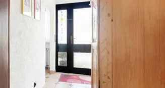 von_poll_real_estate_property_22171136_image_2