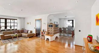 von_poll_real_estate_property_22171136_image_8